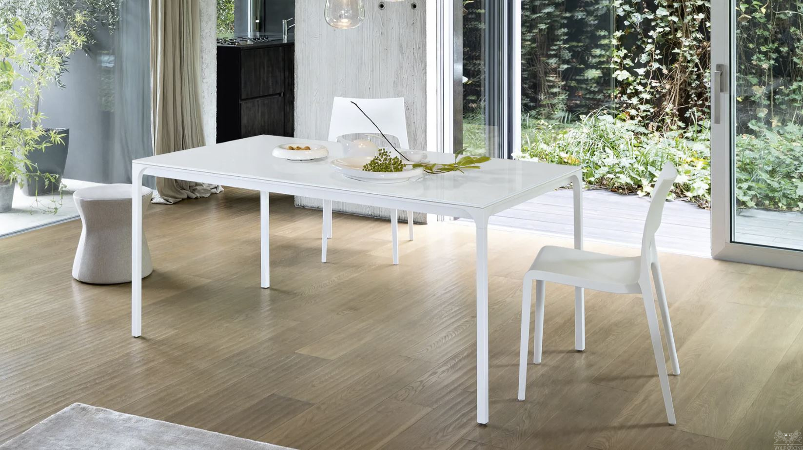 Итальянский стол Zen от Bonaldo