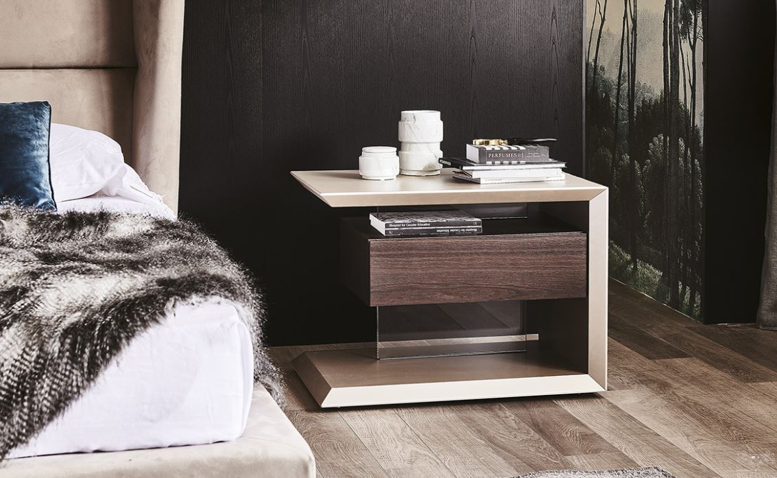 Итальянская тумбочка BIAGIO от Cattelan Italia
