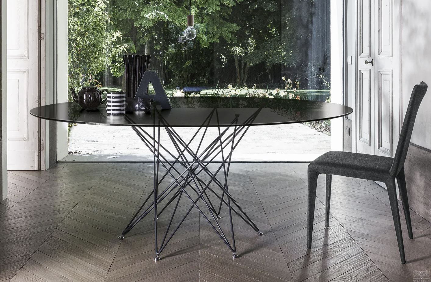 Итальянский стол Octa от Bonaldo