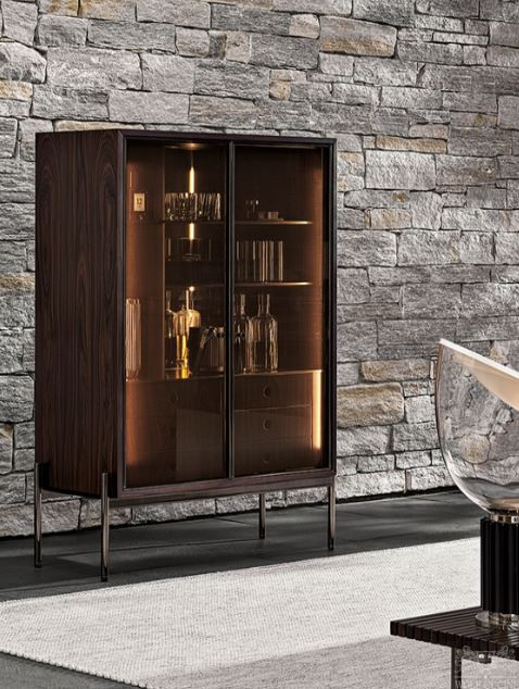 Итальянский шкаф Superquadra VERTICAL CABINET от MInotti