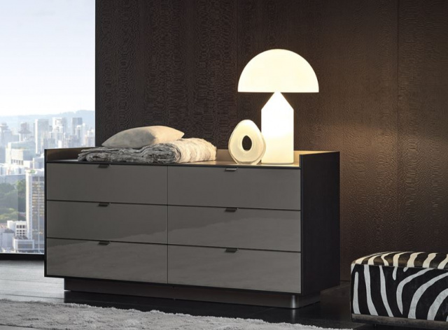 Итальянская тумбочка Darren "Night Storage Units" от Minotti