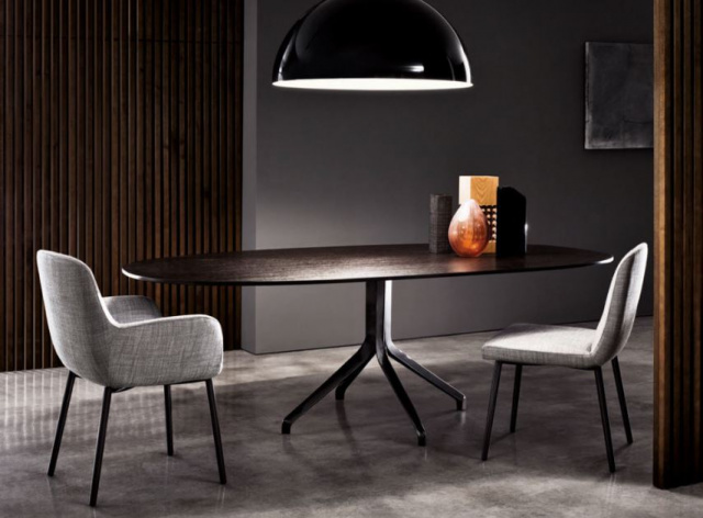 Итальянский стол Claydon от MInotti