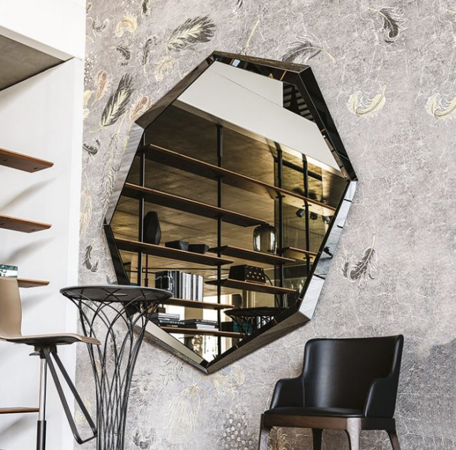 Итальянское настенное зеркало EMERALD Magnum от Cattelan Italia