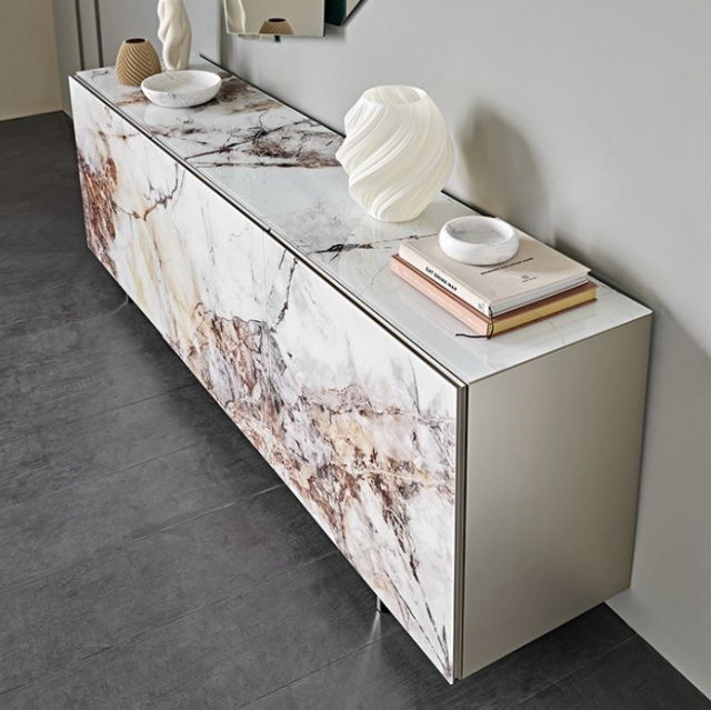 Итальянский сервант FOCUS Crystalart от Cattelan Italia