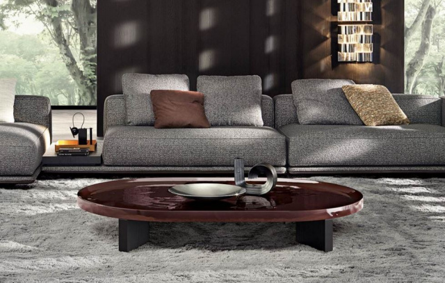 Итальянский журнальный столик Louver от Minotti