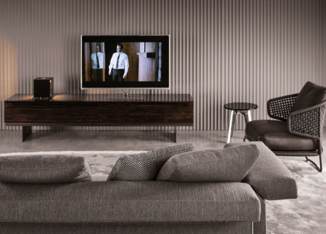 Итальянская консоль Lang "Console" от Minotti