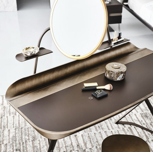 Итальянский туалетный стол COCOON TROUSSE Leather от Cattelan Italia