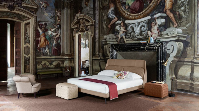 Итальянская кровать Coupè Bed от Poltrona Frau