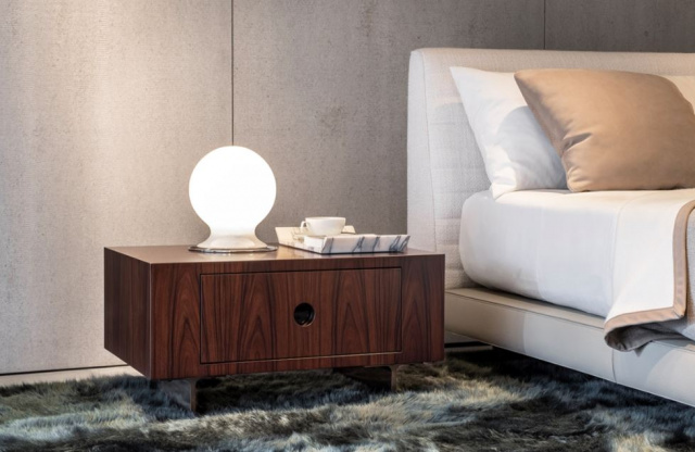 Итальянская тумбочка Brasilia "Nightstand" от Minotti