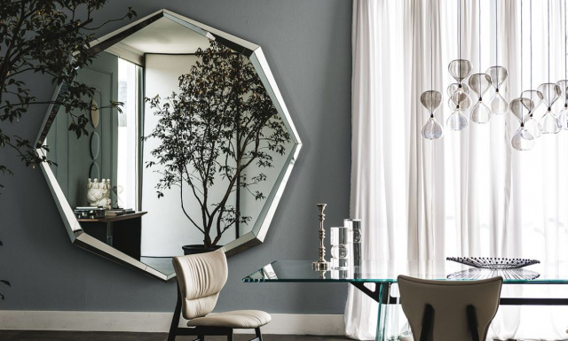 Итальянское настенное зеркало EMERALD Magnum от Cattelan Italia