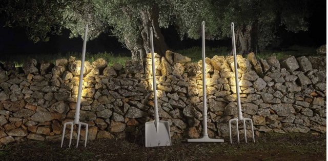 Итальянский светильник KARMAN - TOBIA floor lamp HP145 3R EXT OUTDOOR