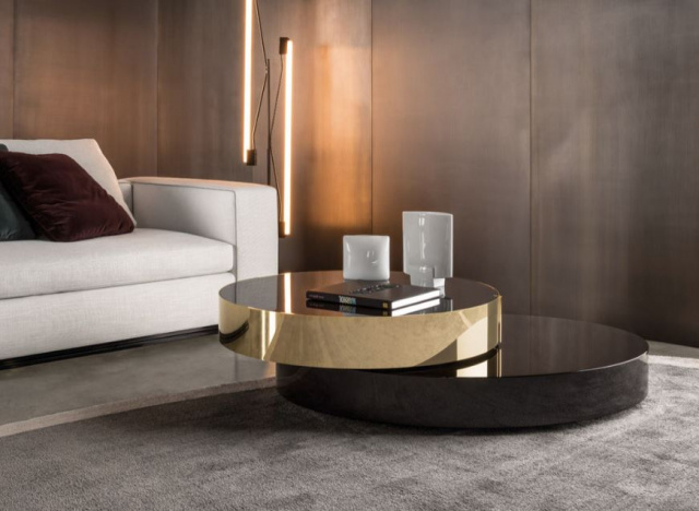 Итальянский журнальный столик Benson от Minotti